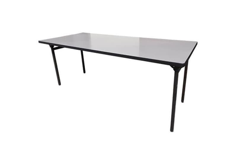 大テーブル（1830×600）1,320円/1日